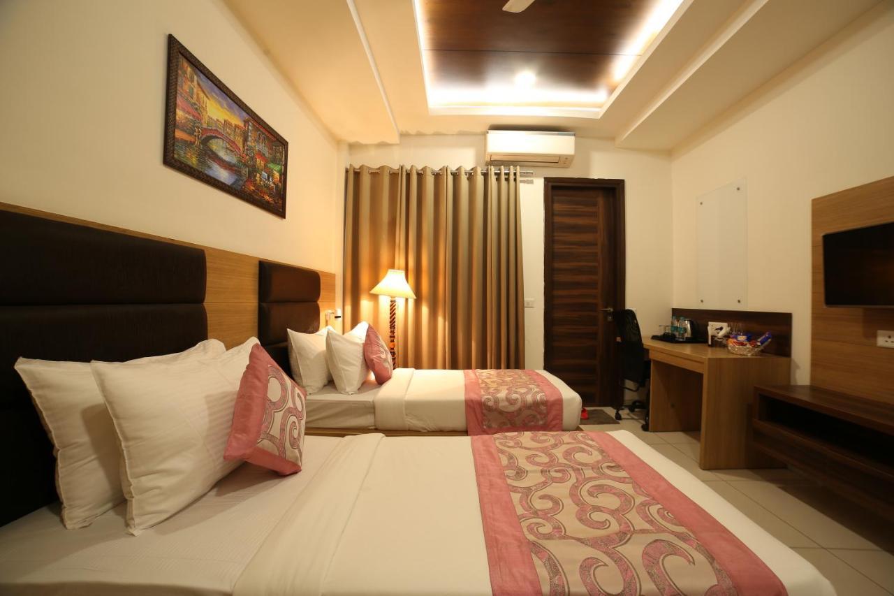Hotel Grand Regency By Jmd Group Near Delhi Igi Airport New Delhi Exterior photo