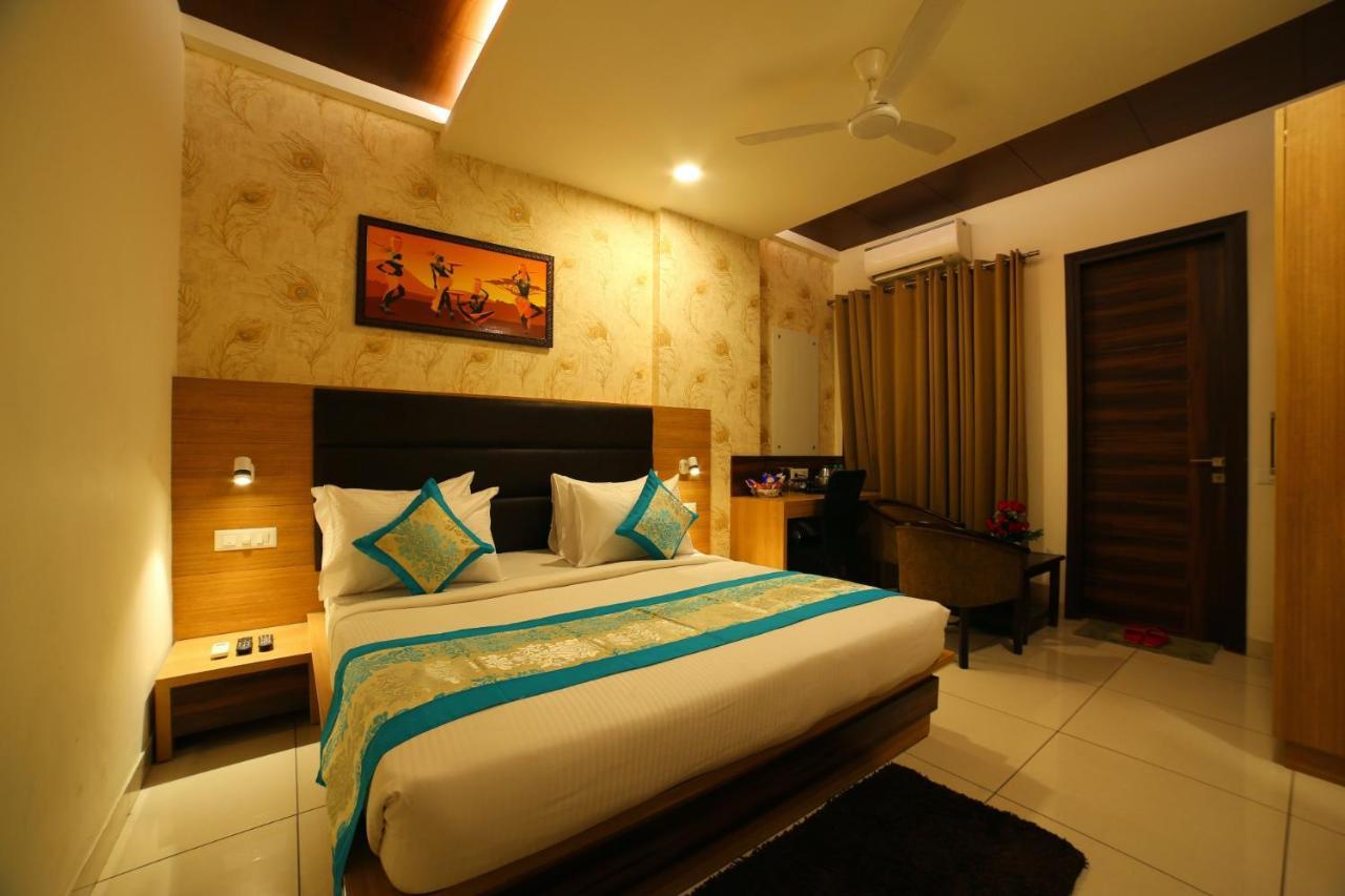 Hotel Grand Regency By Jmd Group Near Delhi Igi Airport New Delhi Exterior photo