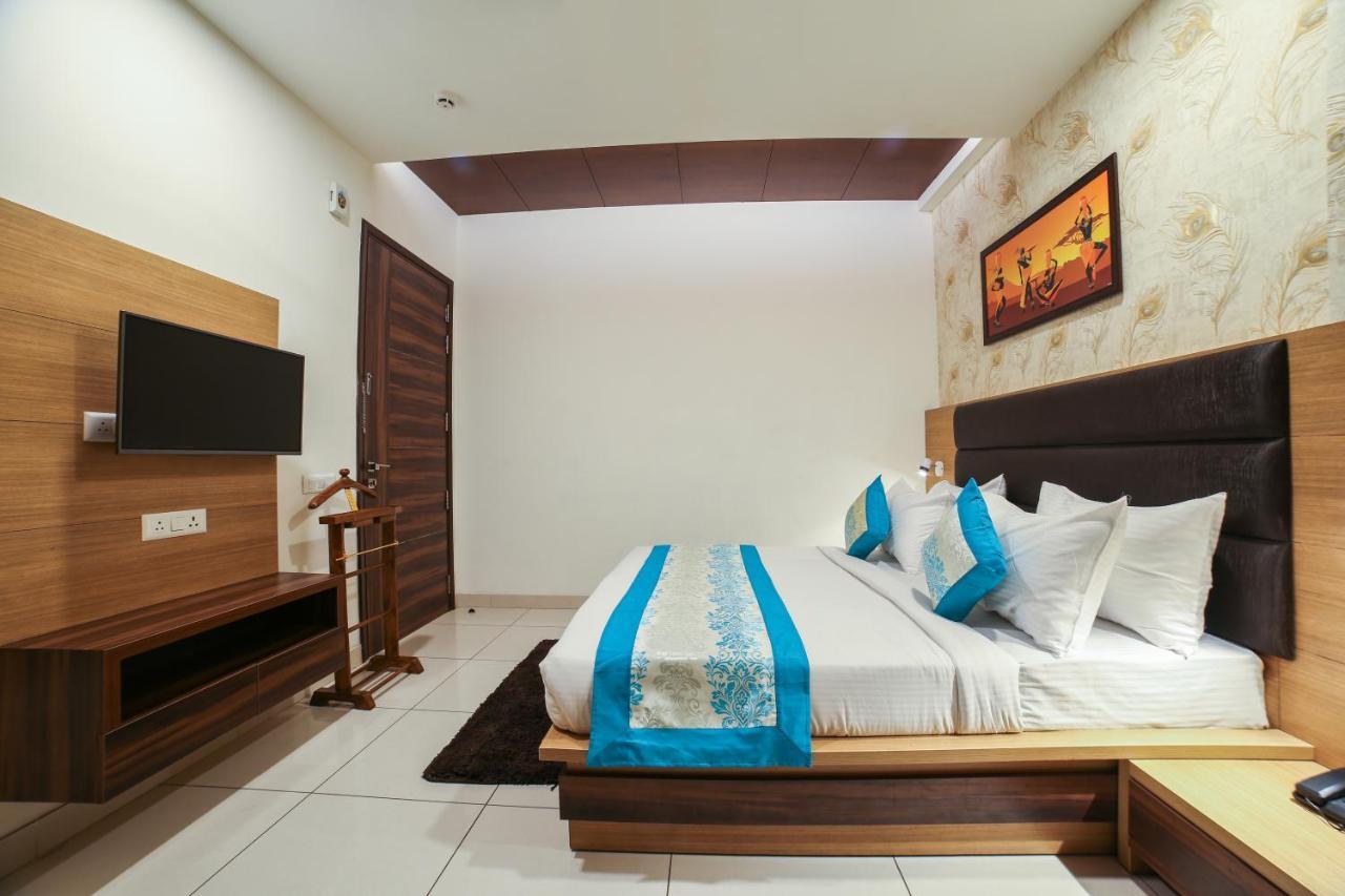 Hotel Grand Regency By Jmd Group Near Delhi Igi Airport New Delhi Exterior photo