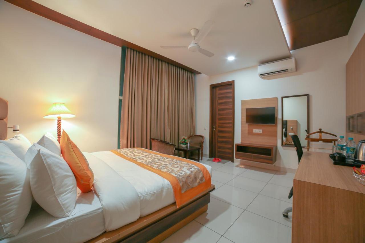 Hotel Grand Regency By Jmd Group Near Delhi Igi Airport New Delhi Exterior photo
